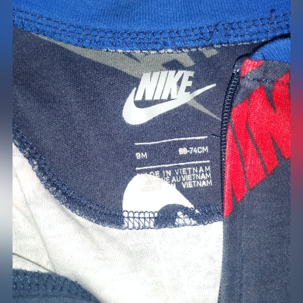 Nike Blue and Red Space-Themed Footies - Picture 3 of 3